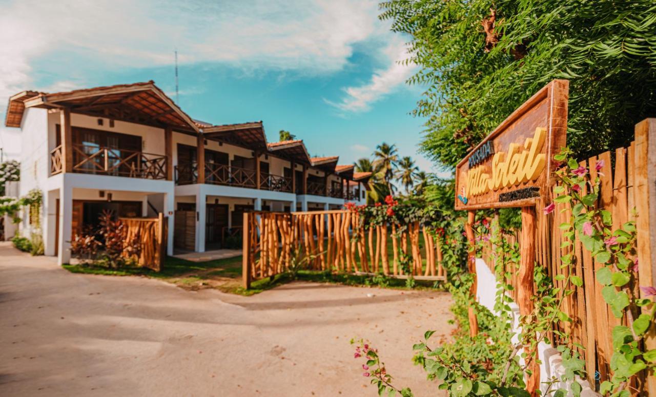 Pousada Villa Soleil Icaraizinho ภายนอก รูปภาพ